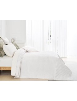 3 Pieces Luxurious Velvet Oversized King Quilt Bedding Set 106x118 Striped Bedspread Coverlet Quilted Set with 2 Pillow Shams 20x36 Ultra Soft Comforter for All Season, Cream