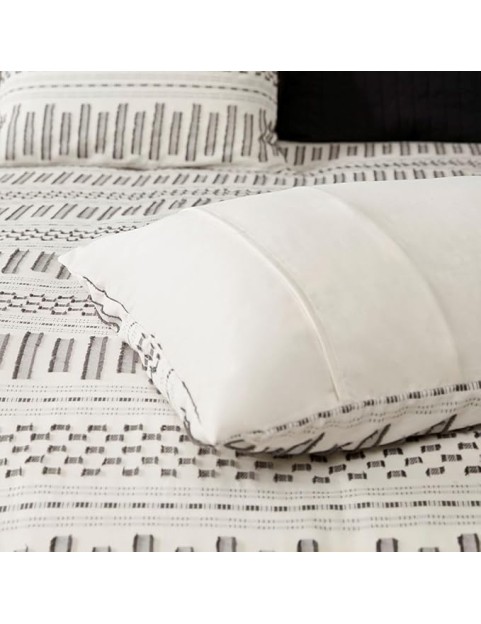 Charming Cotton Comforter Mini Set for Cozy Farmhouse Elegance, Includes Matching Shams, Full/Queen Size, Ivory/Charcoal